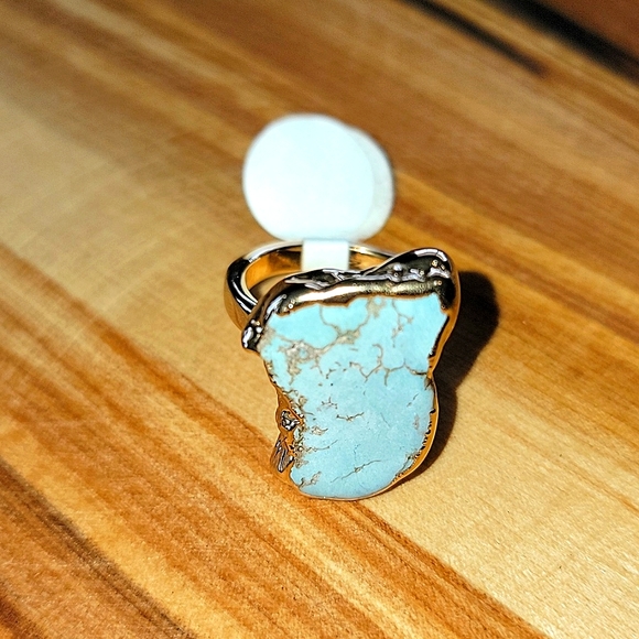 NWT Raw Turquoise Stone Golden Dip Setting Western Cowgirl Barbie Cockta… - Picture 3 of 4